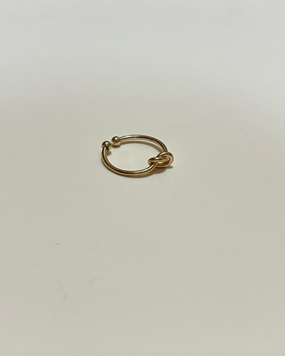 Gold design ring O0007