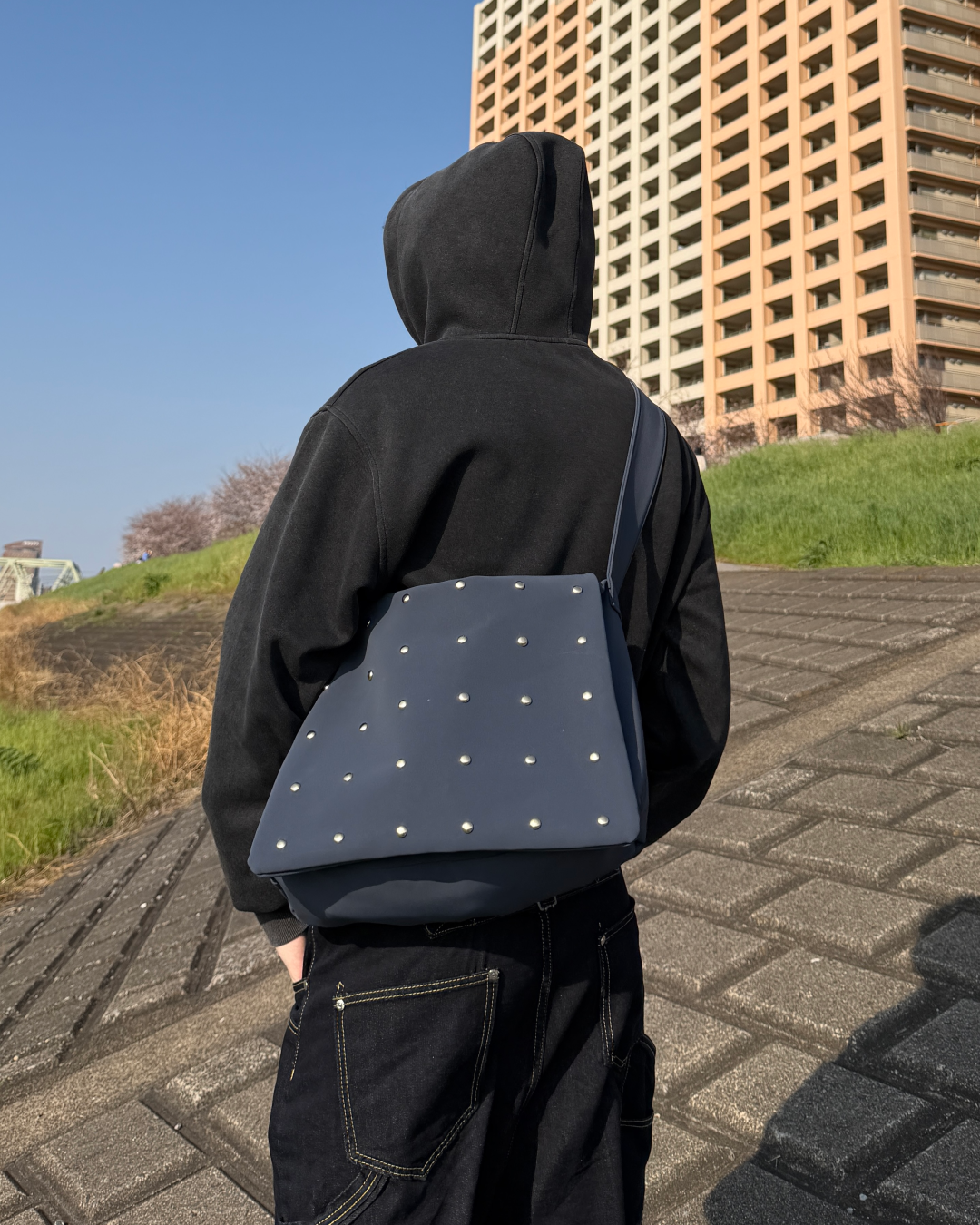 スタッズデザインワンショルダーバッグ OK0174 – YOLO（ヨロ