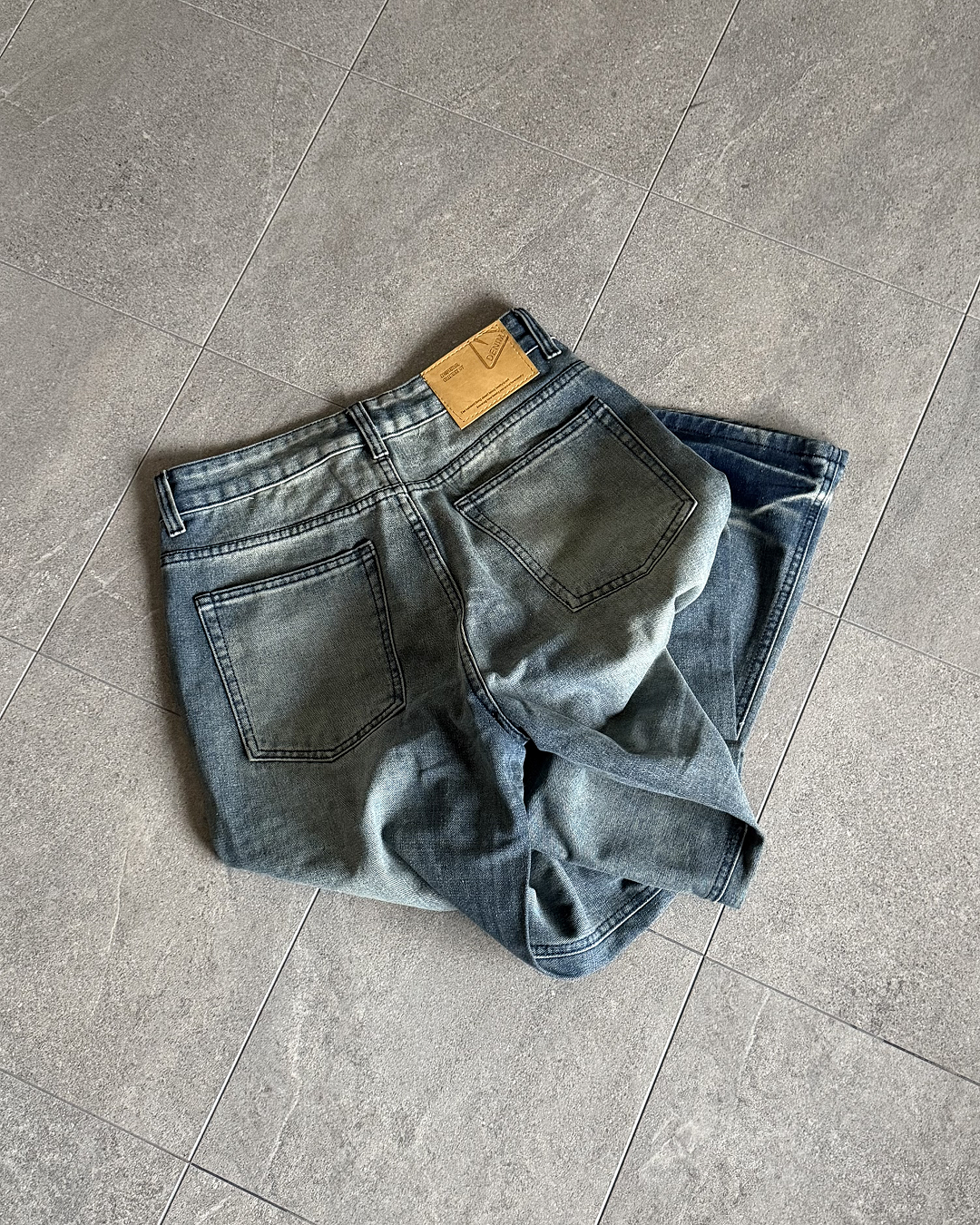 クリーンフィットスリムフレアデニムパンツ TS0016