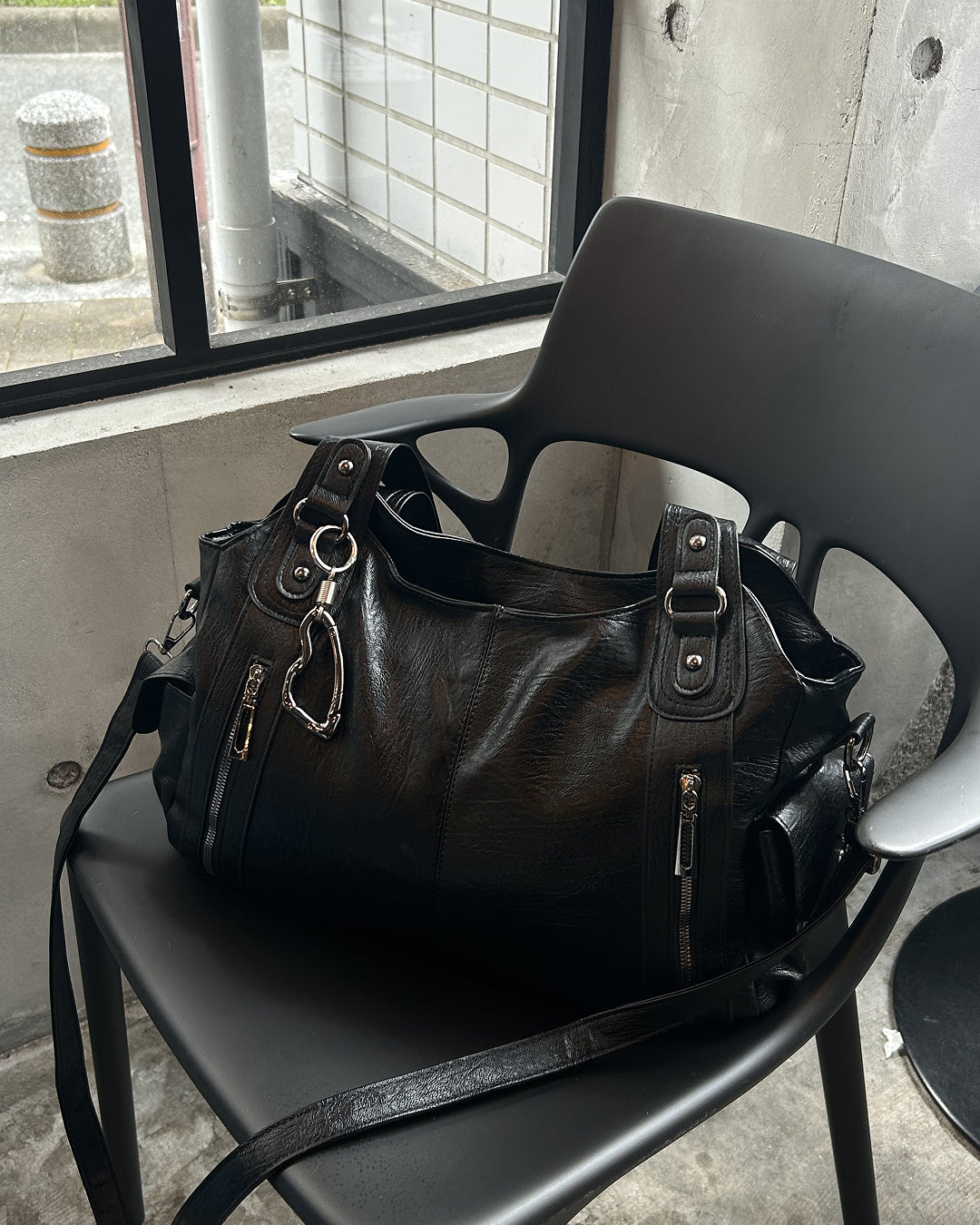 ヴィンテージブラックボストンバッグ OU0050