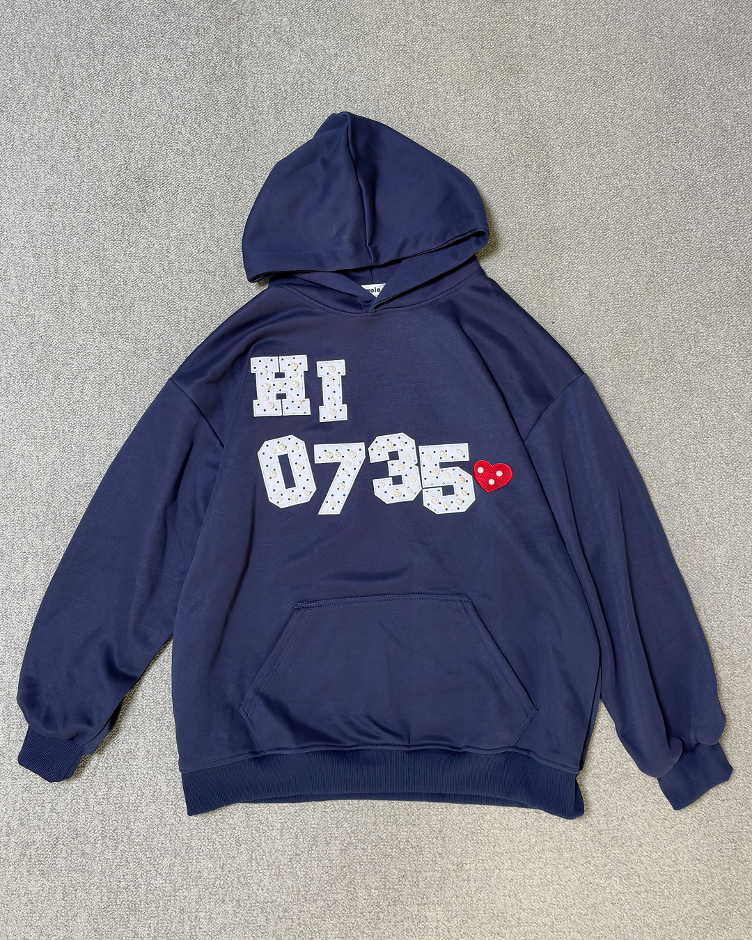 ナンバーグラッフィックフーディー OV0148