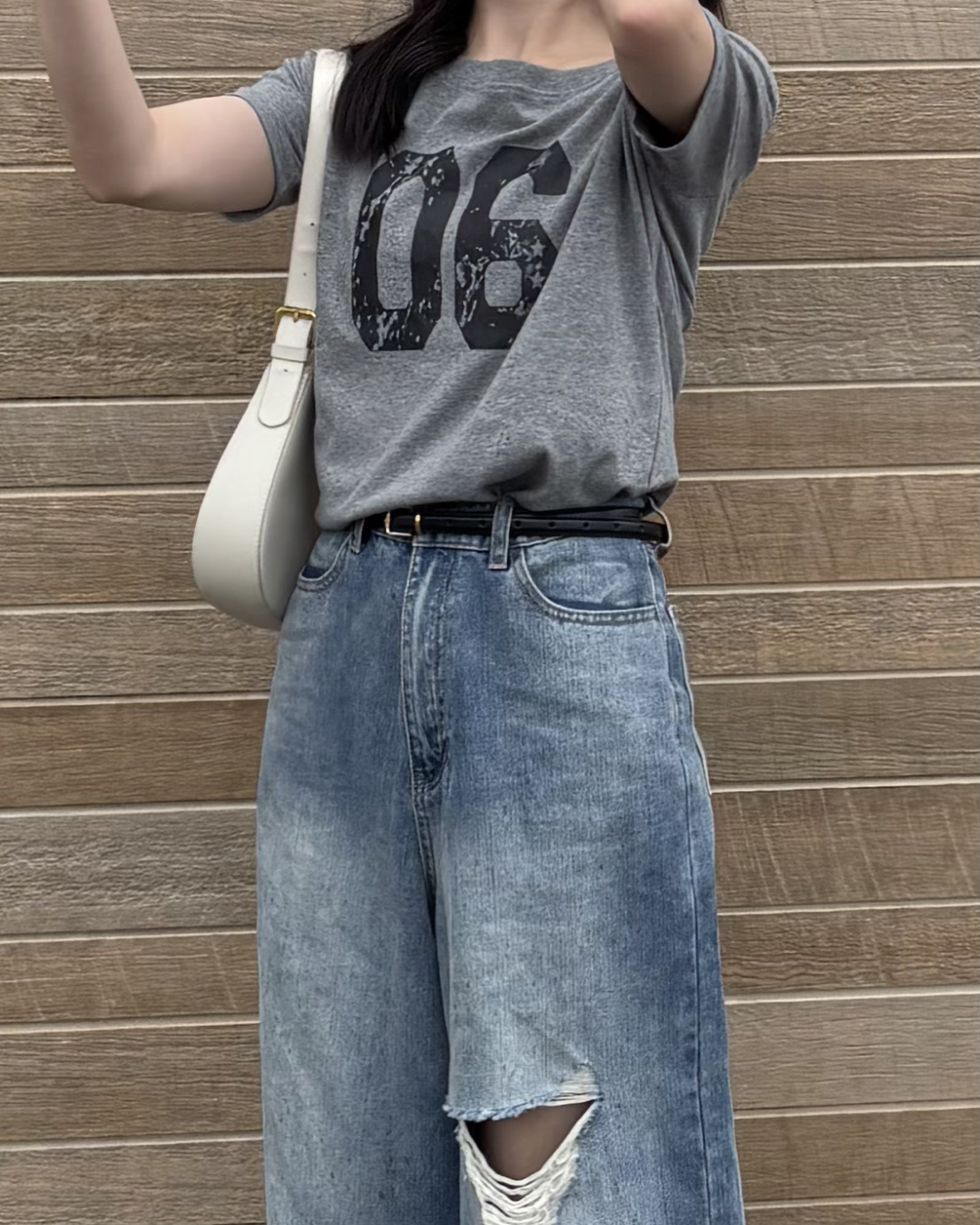 オフショルダーフロントナンバーTシャツ PO0039