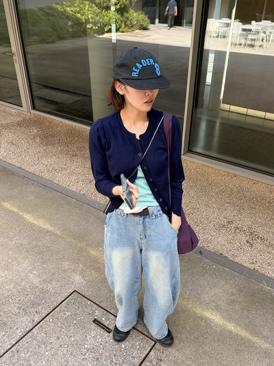 ユニセックス韓国風ロゴ刺繍フラットキャップ PZ0204