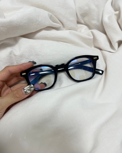 Retro glasses with a slimming effect Q0016