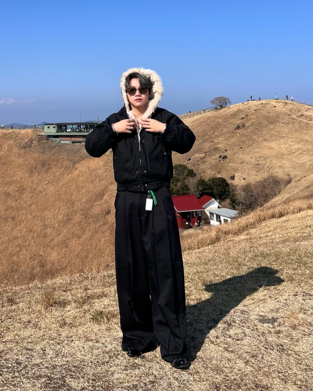 ROXY ファー付き ブラックジャケット 美品 楽天市場】ファー ROXY ファー付き ブラックジャケット 美品 楽天市場】ファー