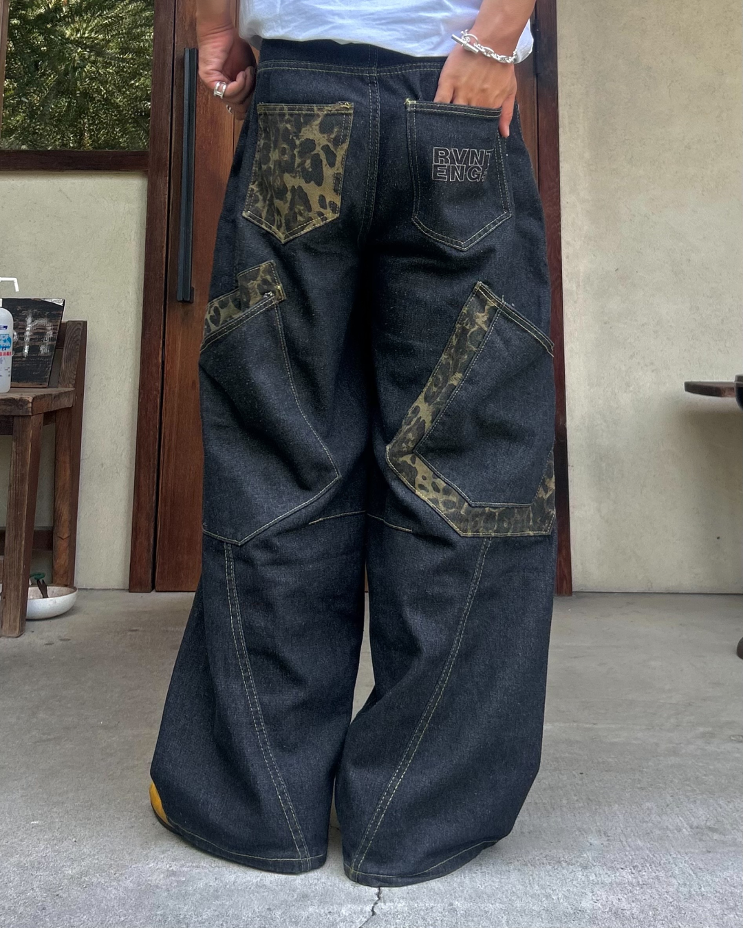 yolo レオパード柄ストレートデニム 即納】レオパードデニムパンツ KM1039 – YOLO（ヨロ