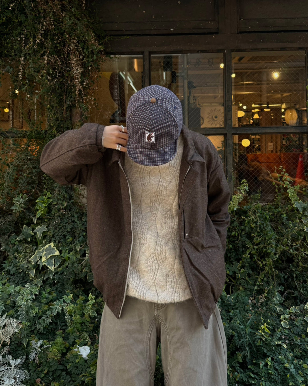 ラウンドネックケーブルニット RG7100