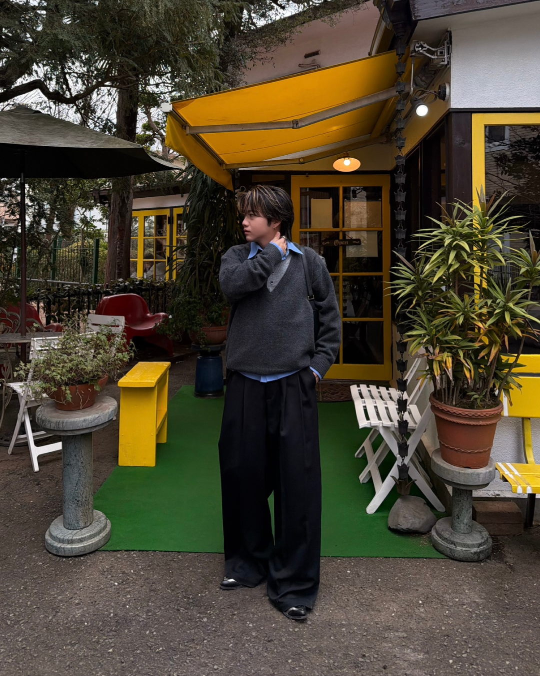 ルーズVネックニットプルオーバー RG7117