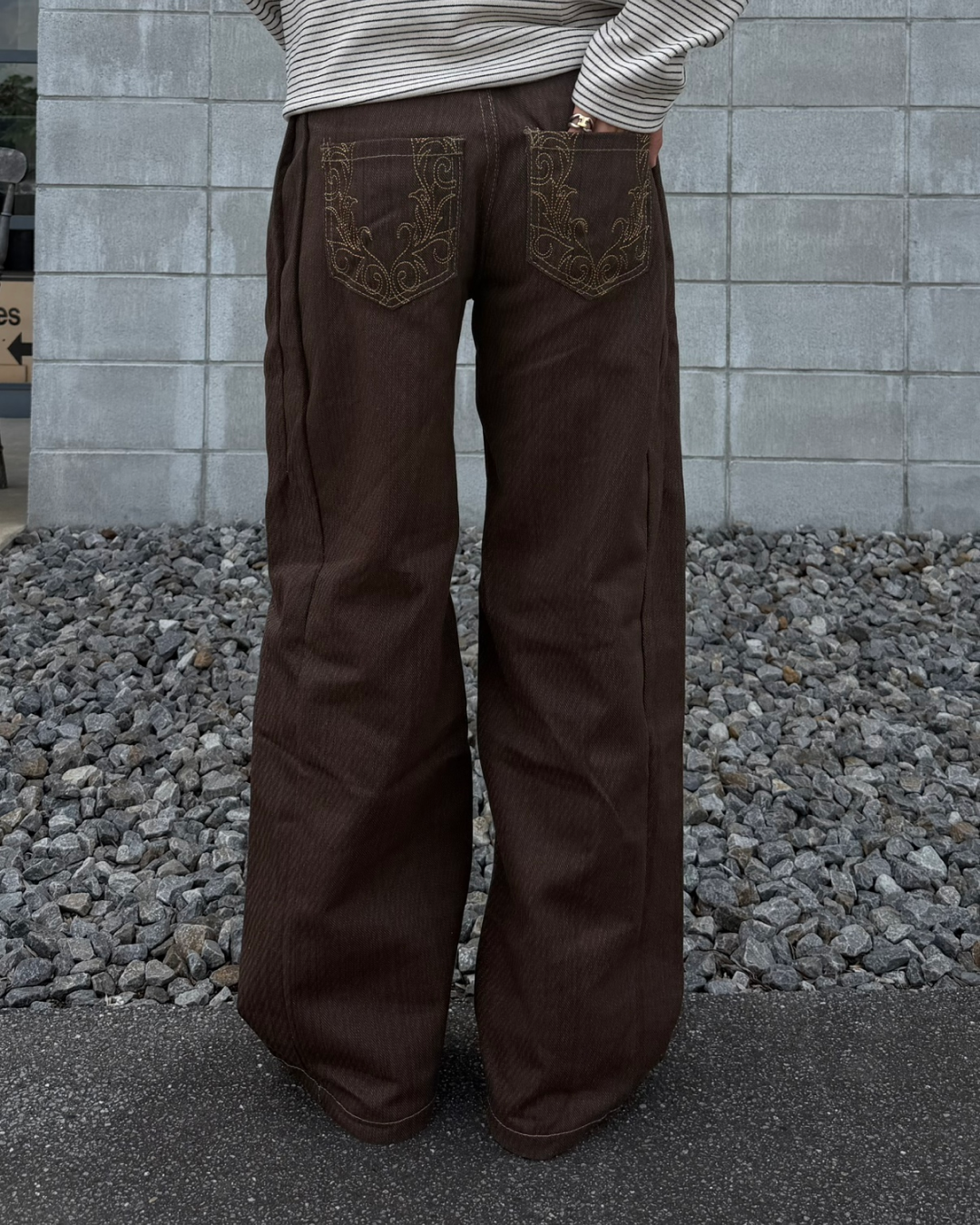 ヴィンテージ刺繍ルーズストレートパンツ RG7367