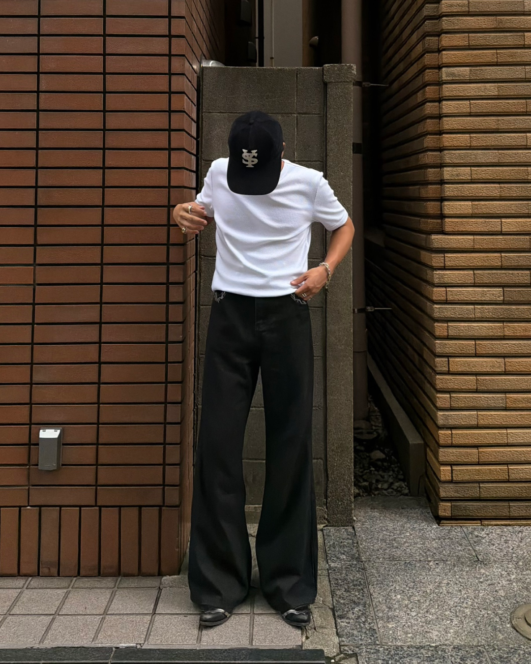 ポケット刺繍セミフレアデニムパンツ RG7371
