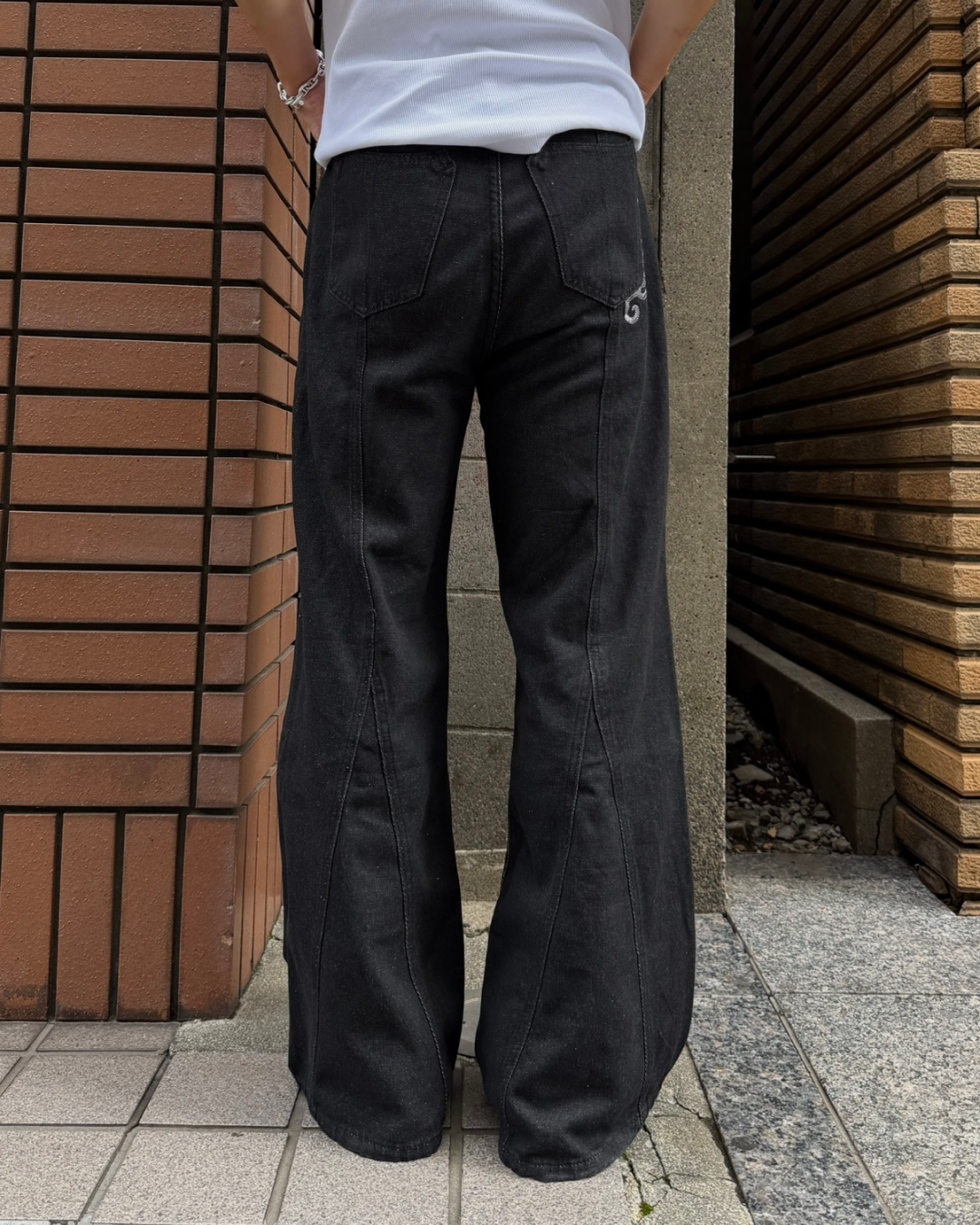 ポケット刺繍セミフレアデニムパンツ RG7371