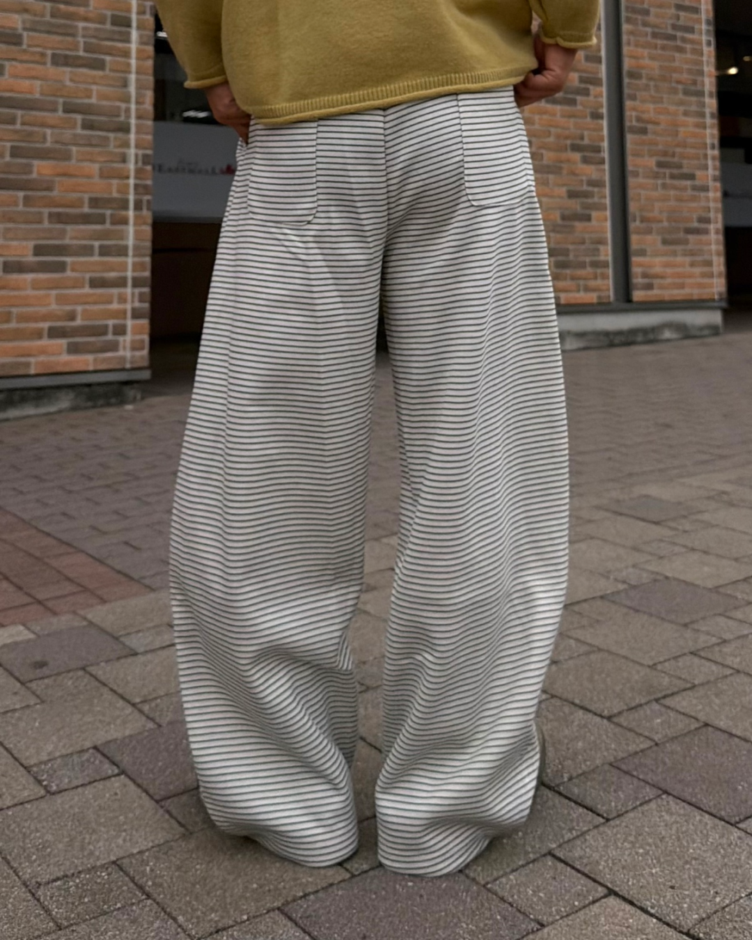 レトロボーダーイージーパンツ RG7467