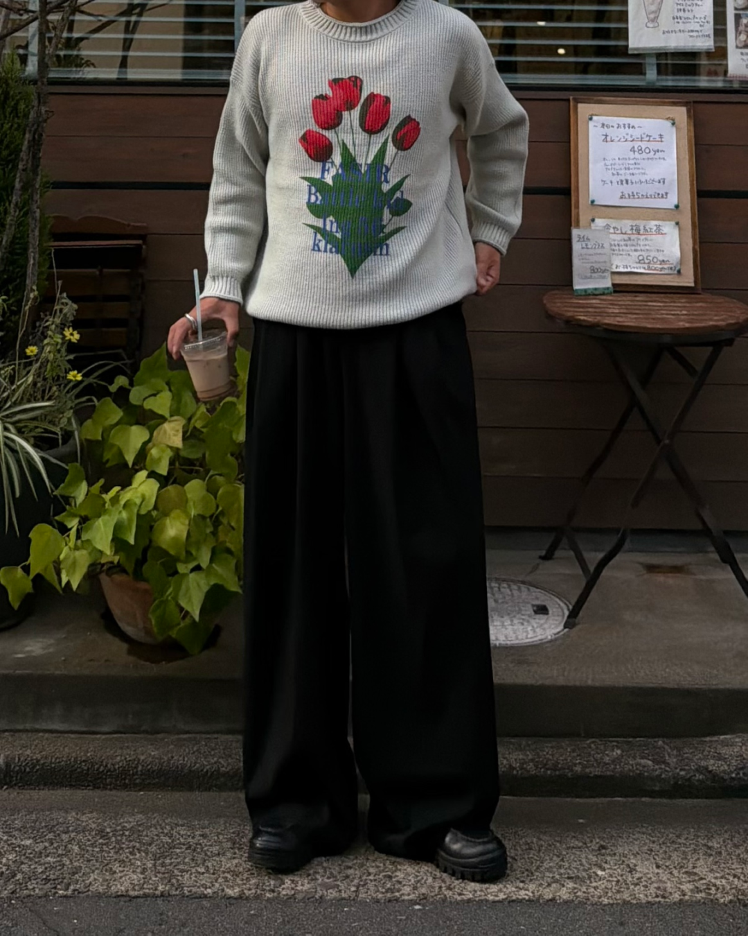 フラワーグラフィックニット RG7484