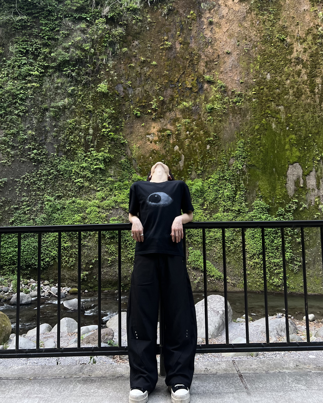 ヴィンテージライクスプレーデザインTシャツ RI0032