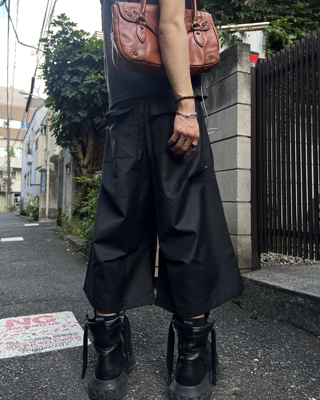 タックワイドハーフスラックス RI0187
