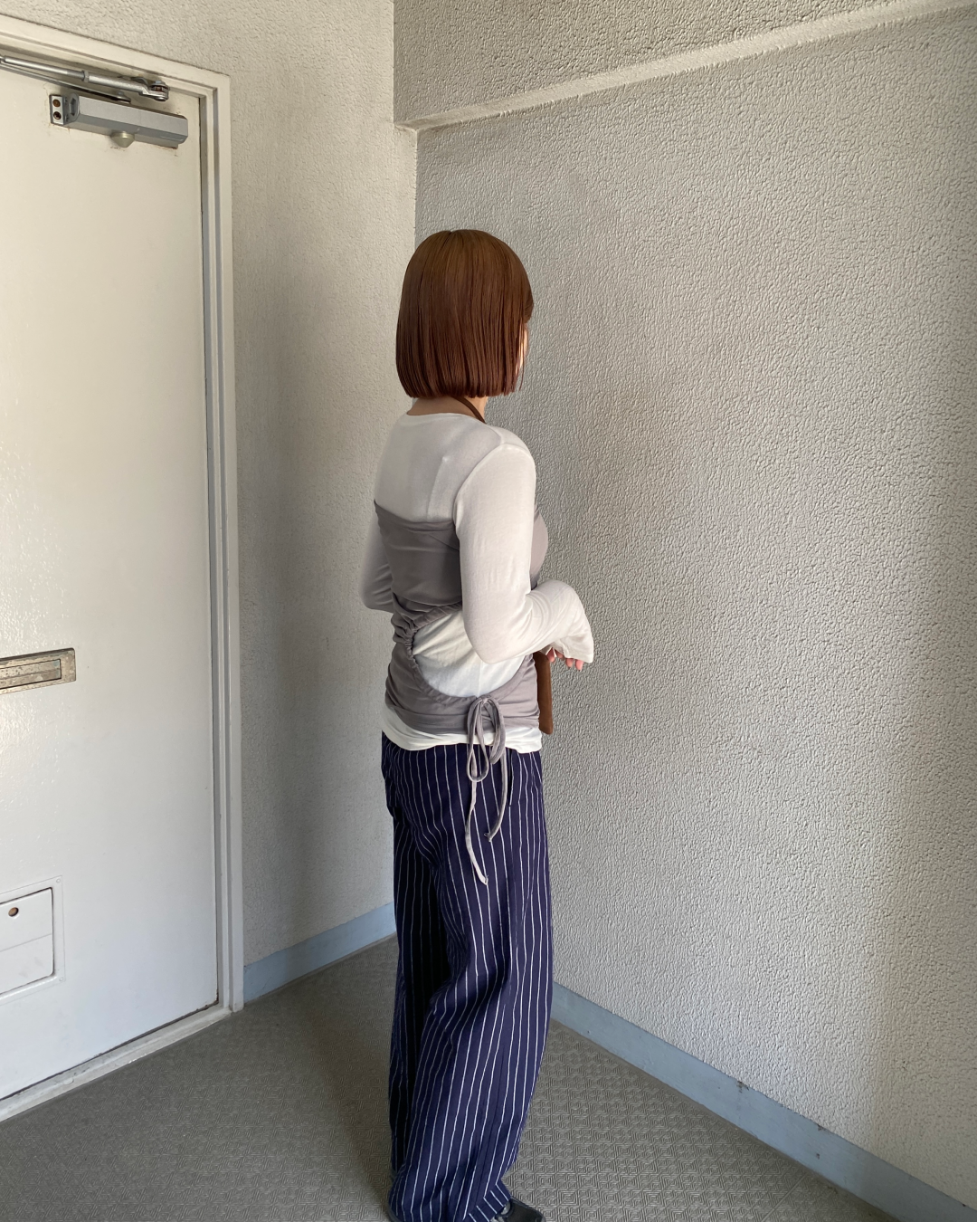 レイヤード風ウエストアシンメトリーロングスリーブTシャツRK0093