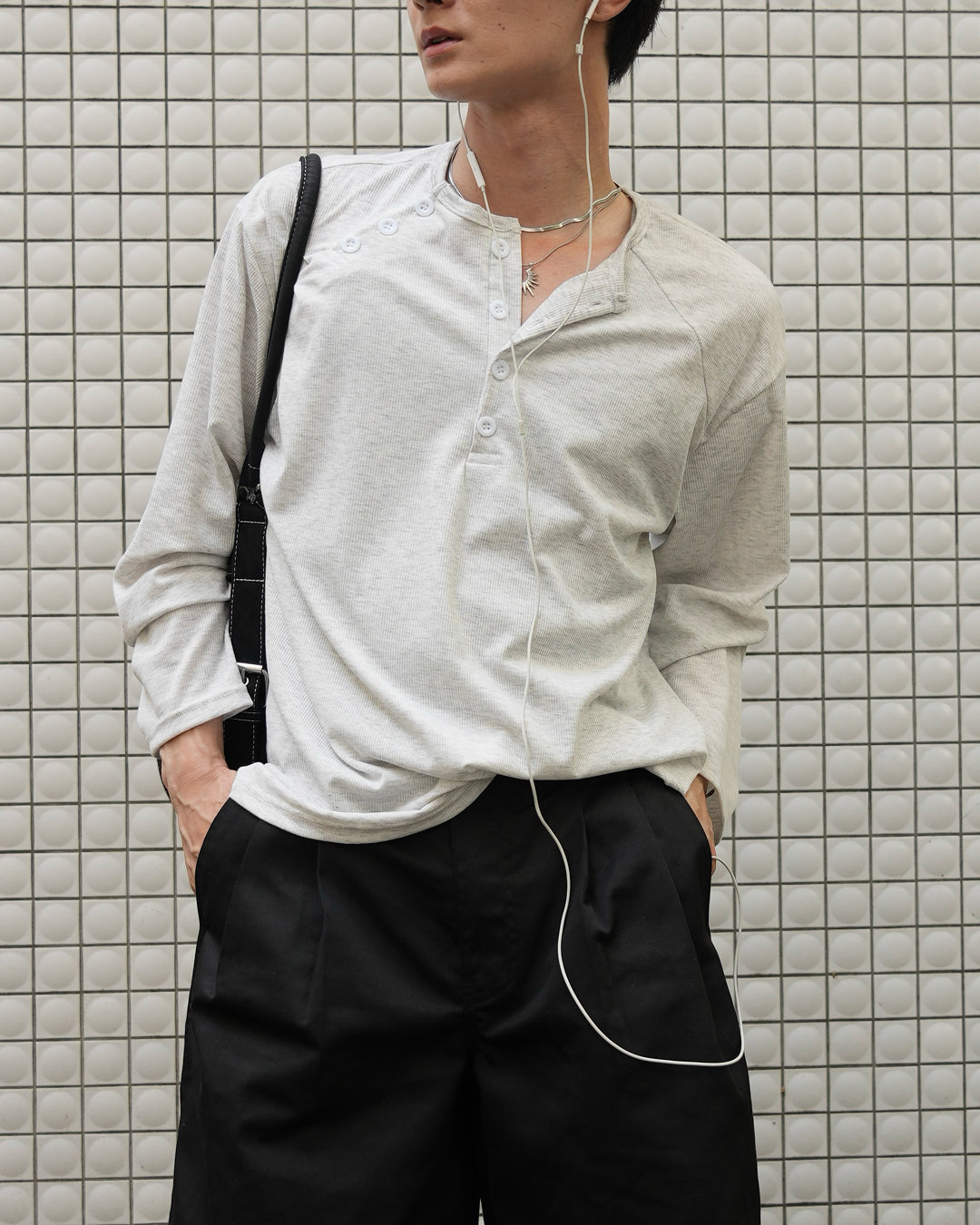 ルーズシルエットヘンリーネックラグランロングTシャツ RN0032