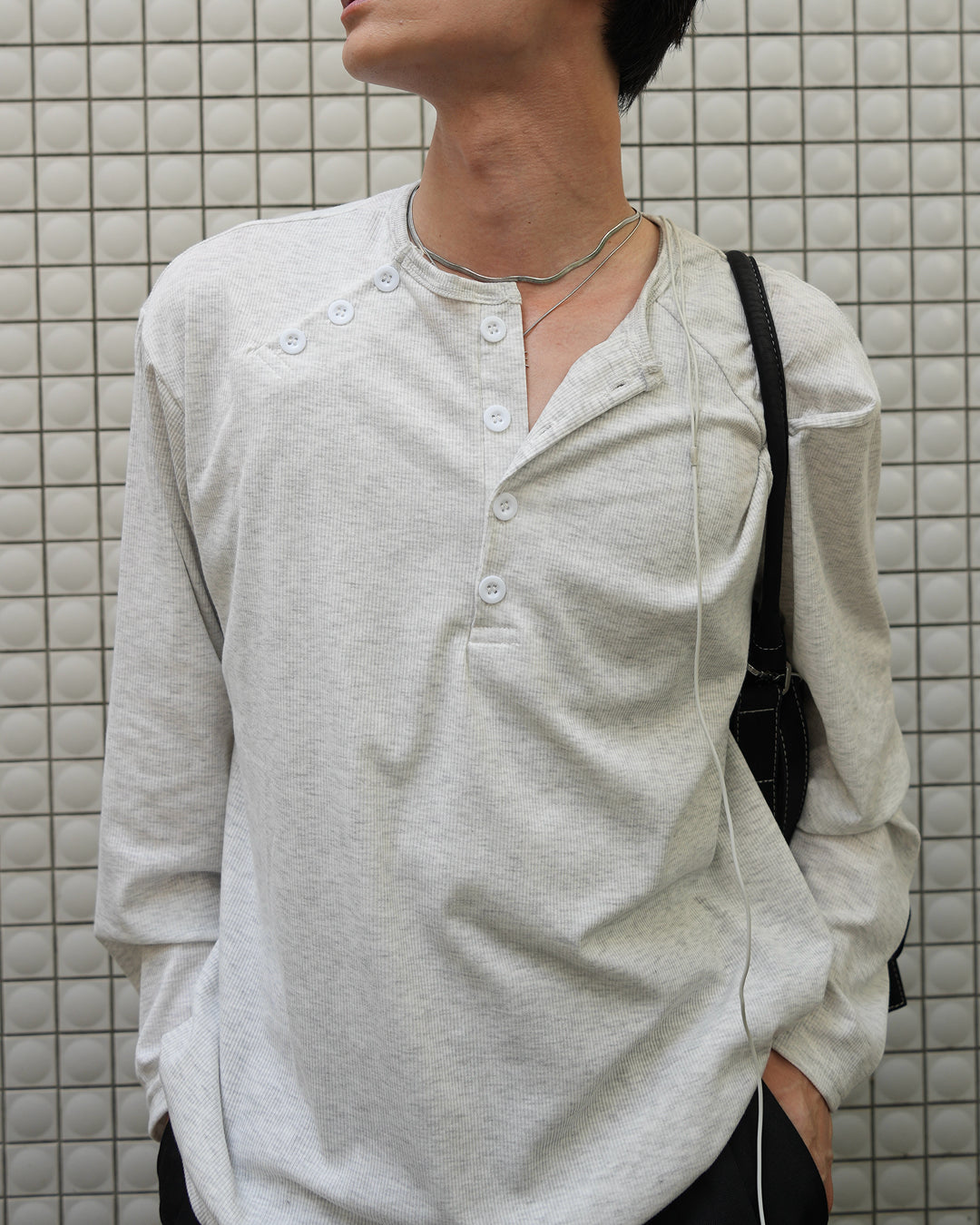 ルーズシルエットヘンリーネックラグランロングTシャツ RN0032