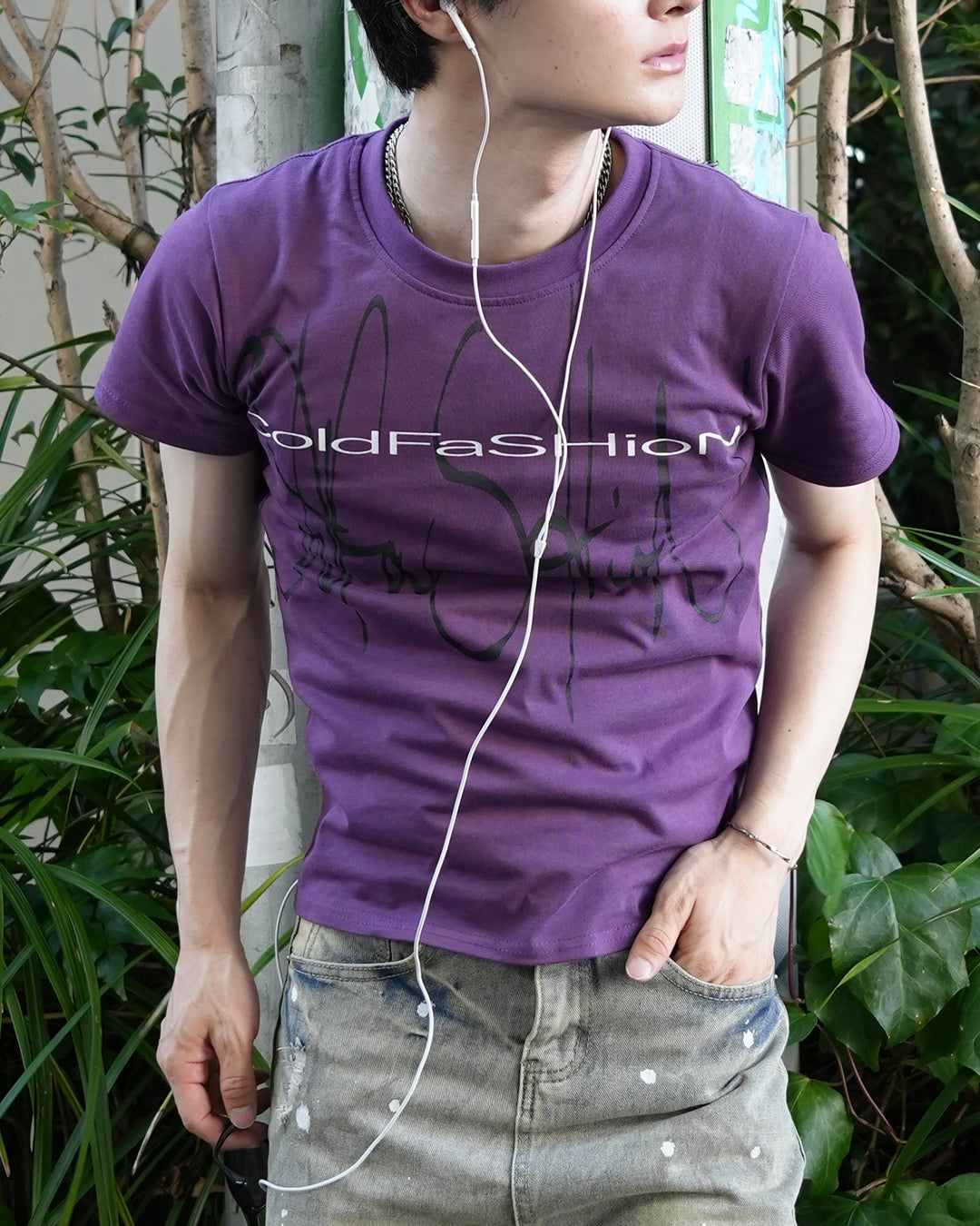 グラフィックプリントスリムフィットTシャツ RN0043
