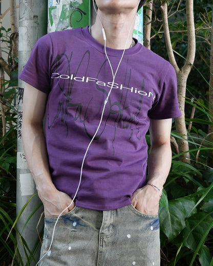 グラフィックプリントスリムフィットTシャツ RN0043