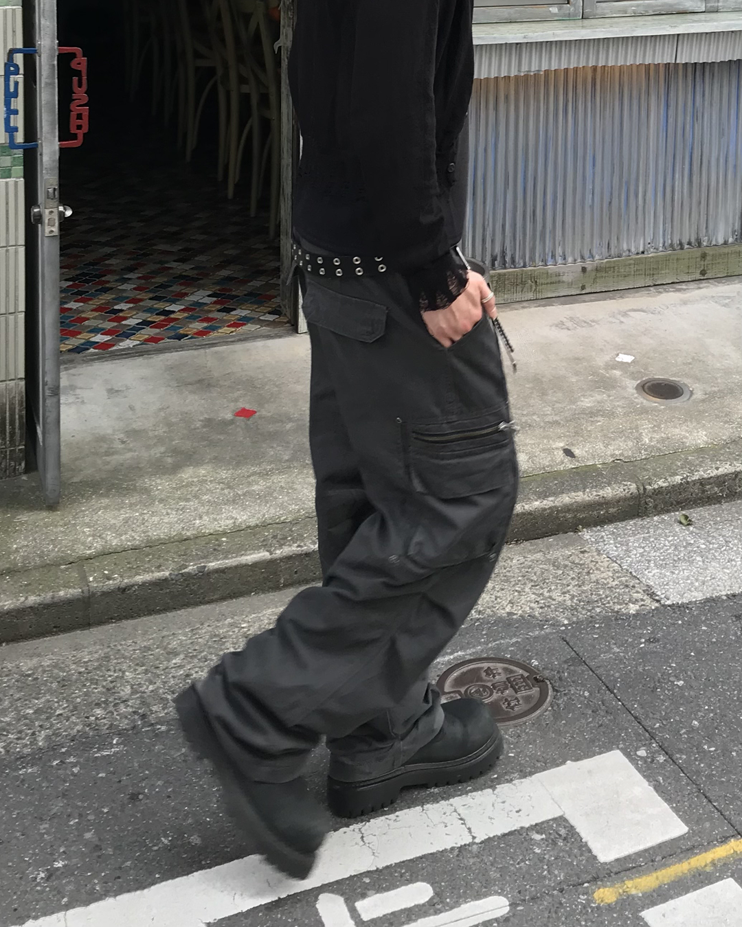 プリーツマルチポケットクリーンカーゴパンツ RO0039