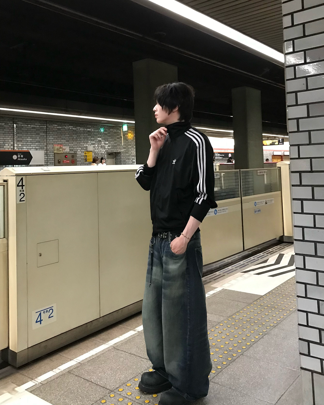 ウォッシュオールマッチワイドレッグパンツ RO0055
