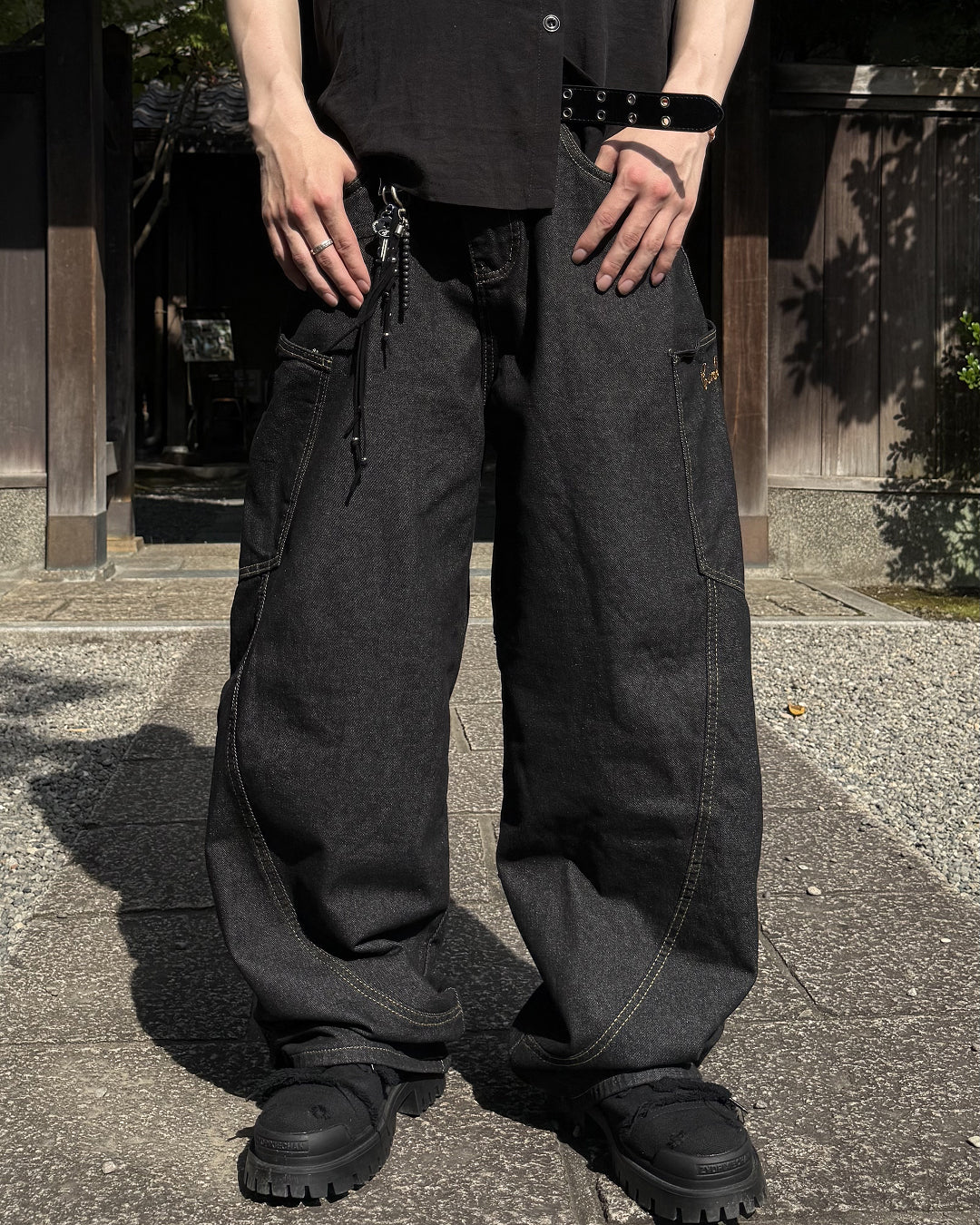 カーブステッチワイドパンツ RO0093