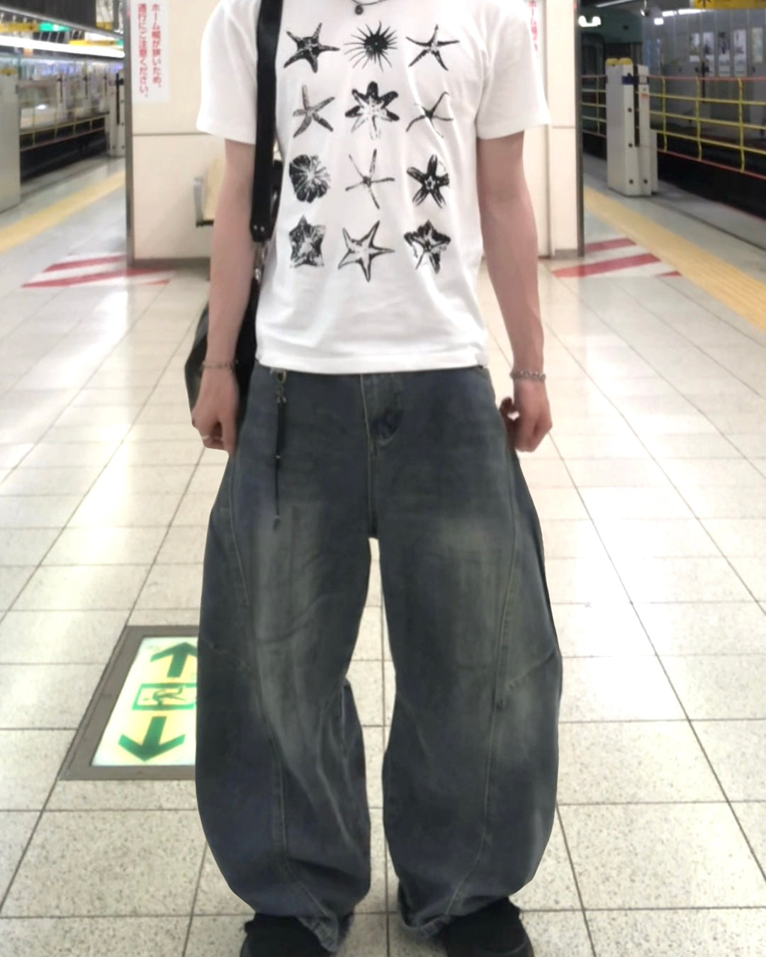 立体カーブシルエットワイドデニム RO0110