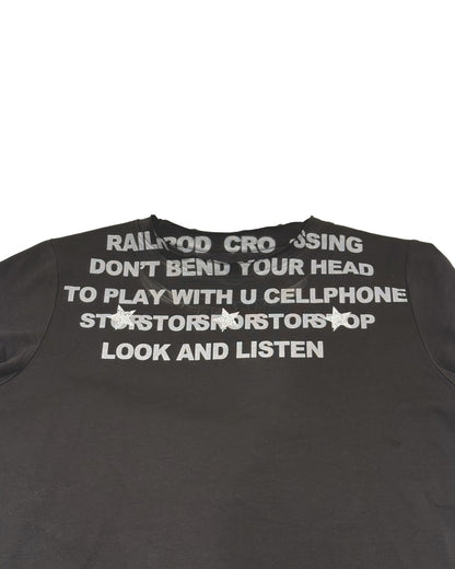 グラフィックプリントタイトフィットTシャツ RO0114