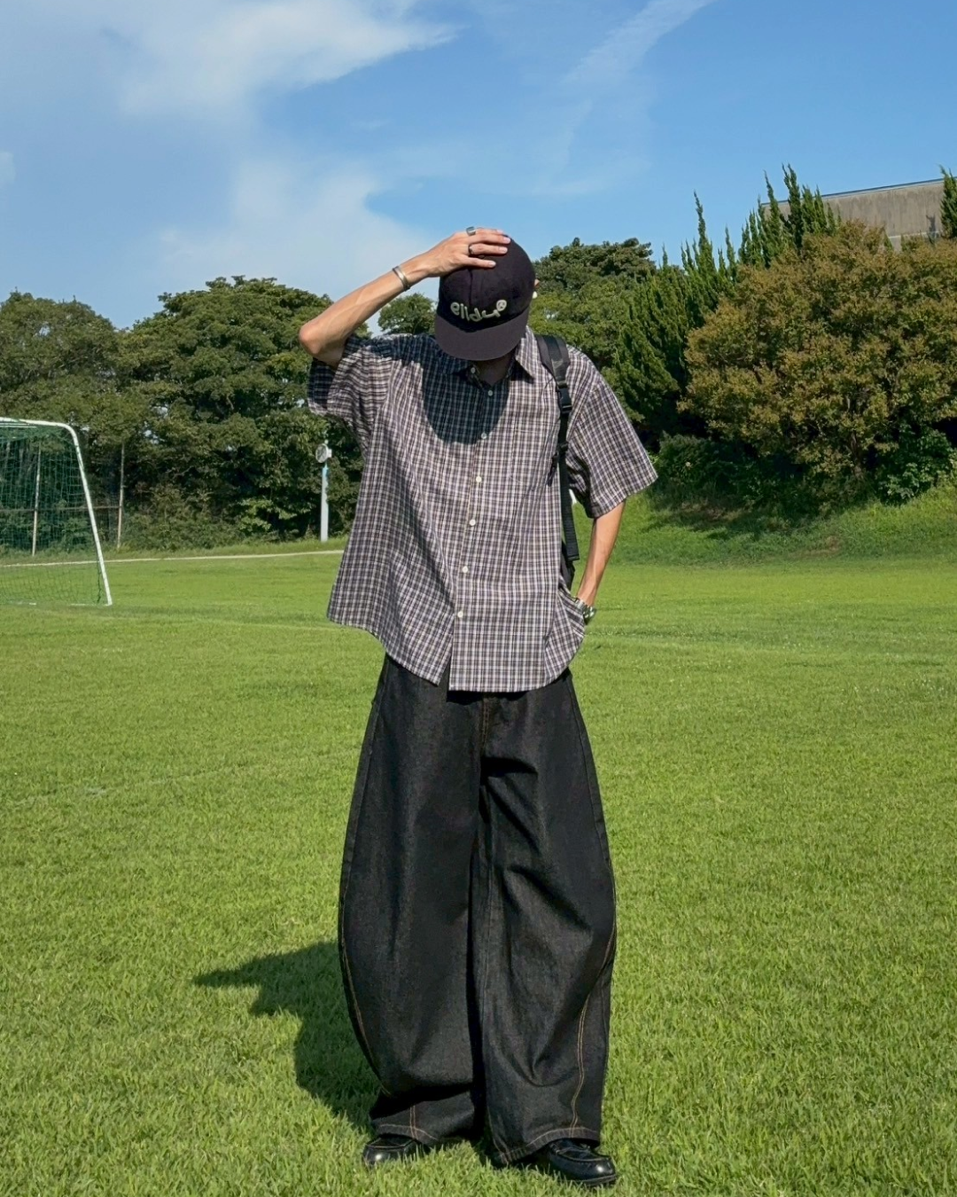 ブラックカーブデニムパンツ RR0009