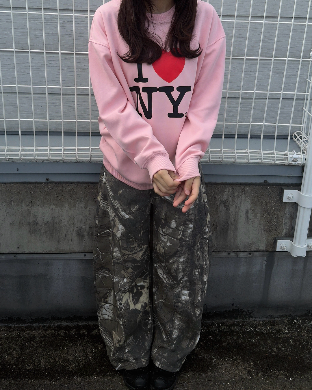 バックロゴ刺繍デザインカモワイドカーブパンツ RS0159