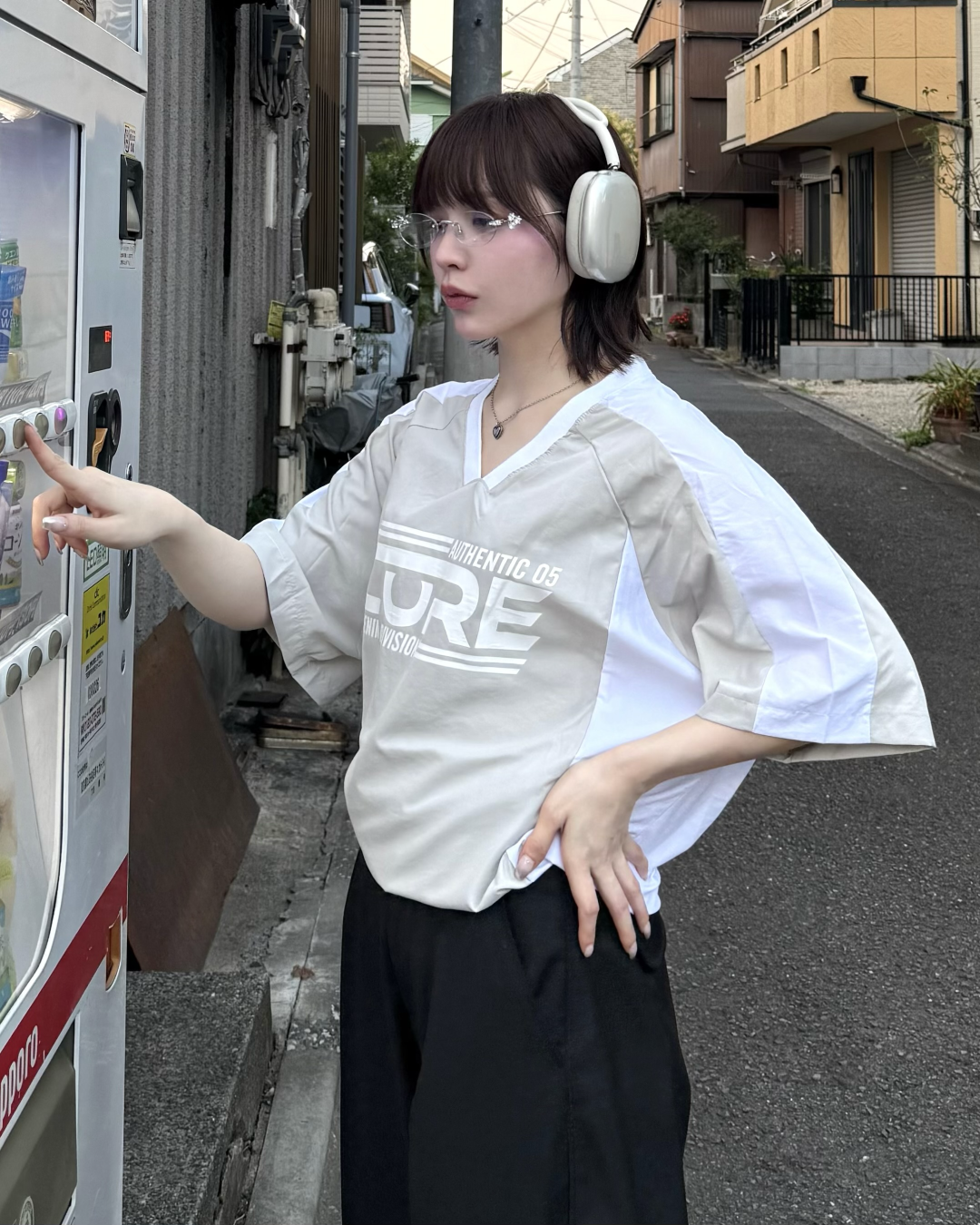 スポーティvネックドローコード付きトップス RU0040