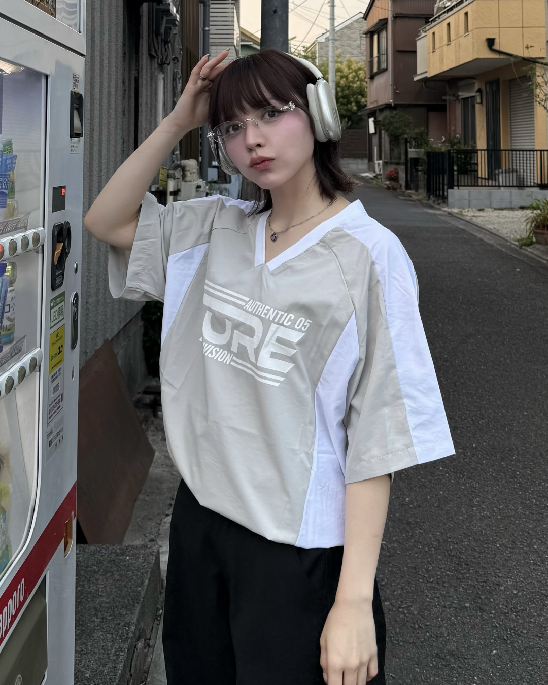 スポーティvネックドローコード付きトップス RU0040