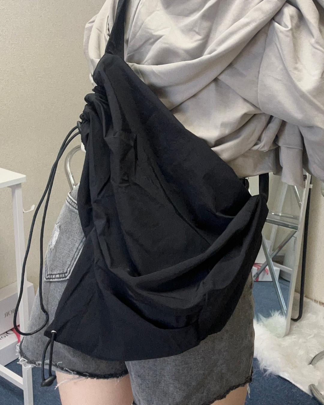 Nylon shoulder bag L0030