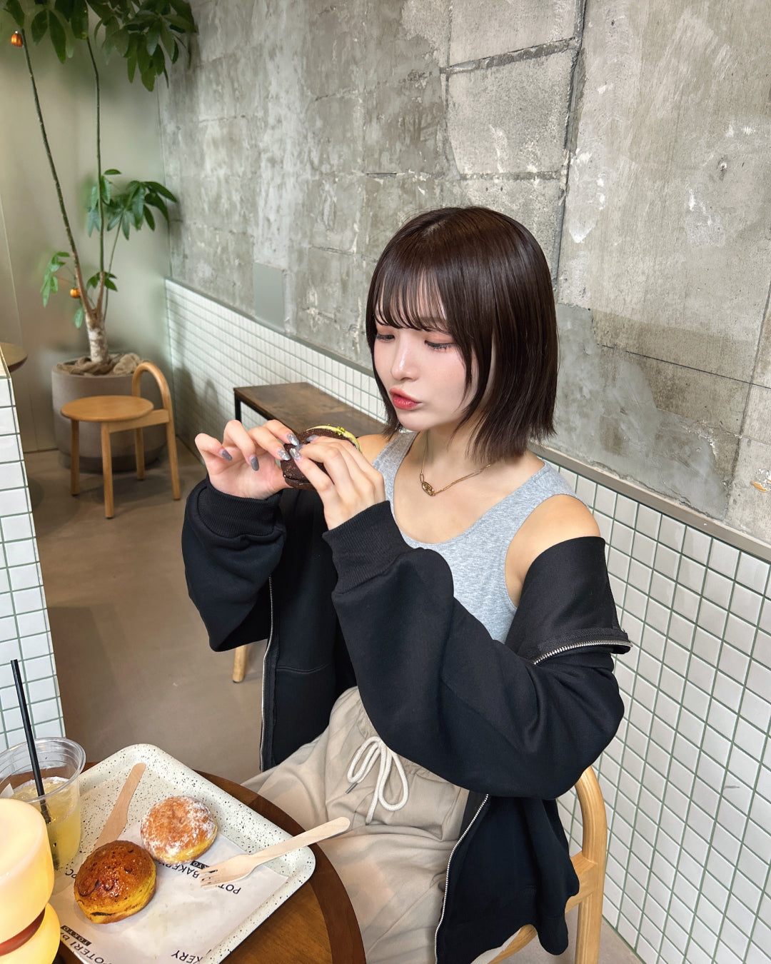 ルーズシルエットジップアップパーカー SA0013 – YOLO（ヨロ