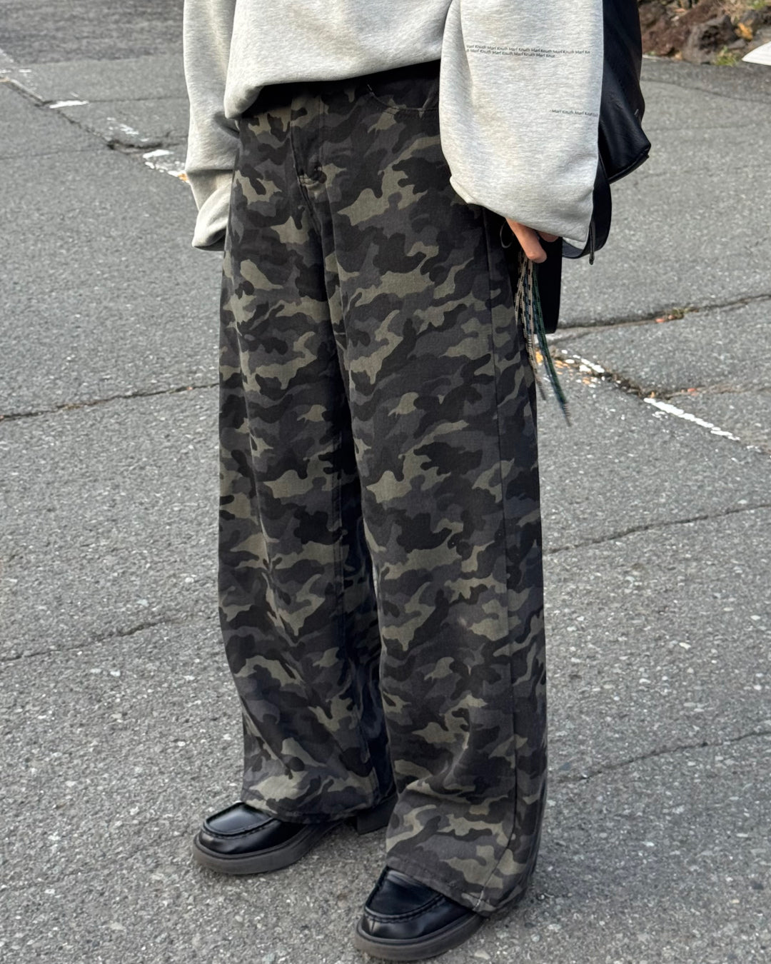 ルーズシルエットカモフラージュパンツ SA0019 – YOLO（ヨロ