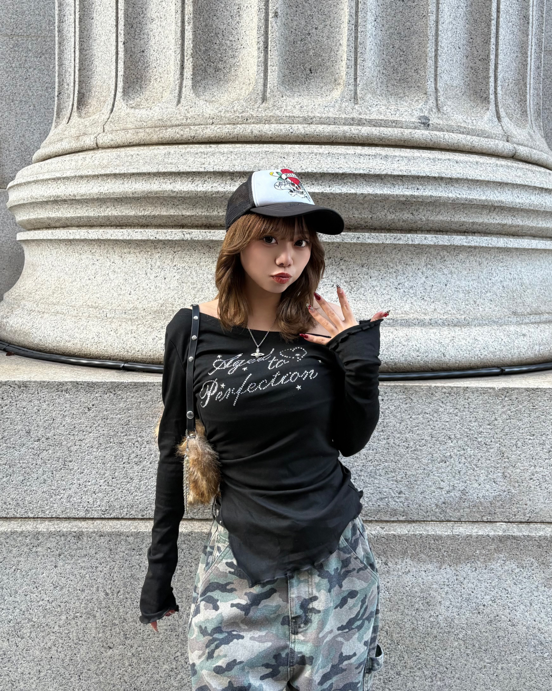 アシンメトリーラインストーンカットソー SH0010