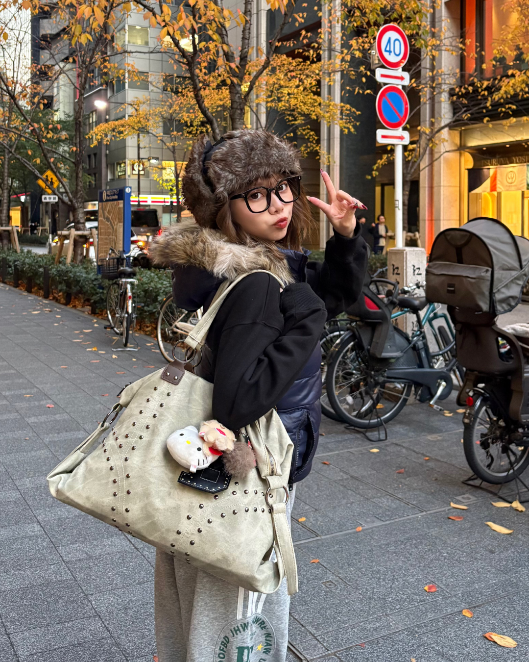 ヴィンテージライクスタッズマルチバッグ SI0042