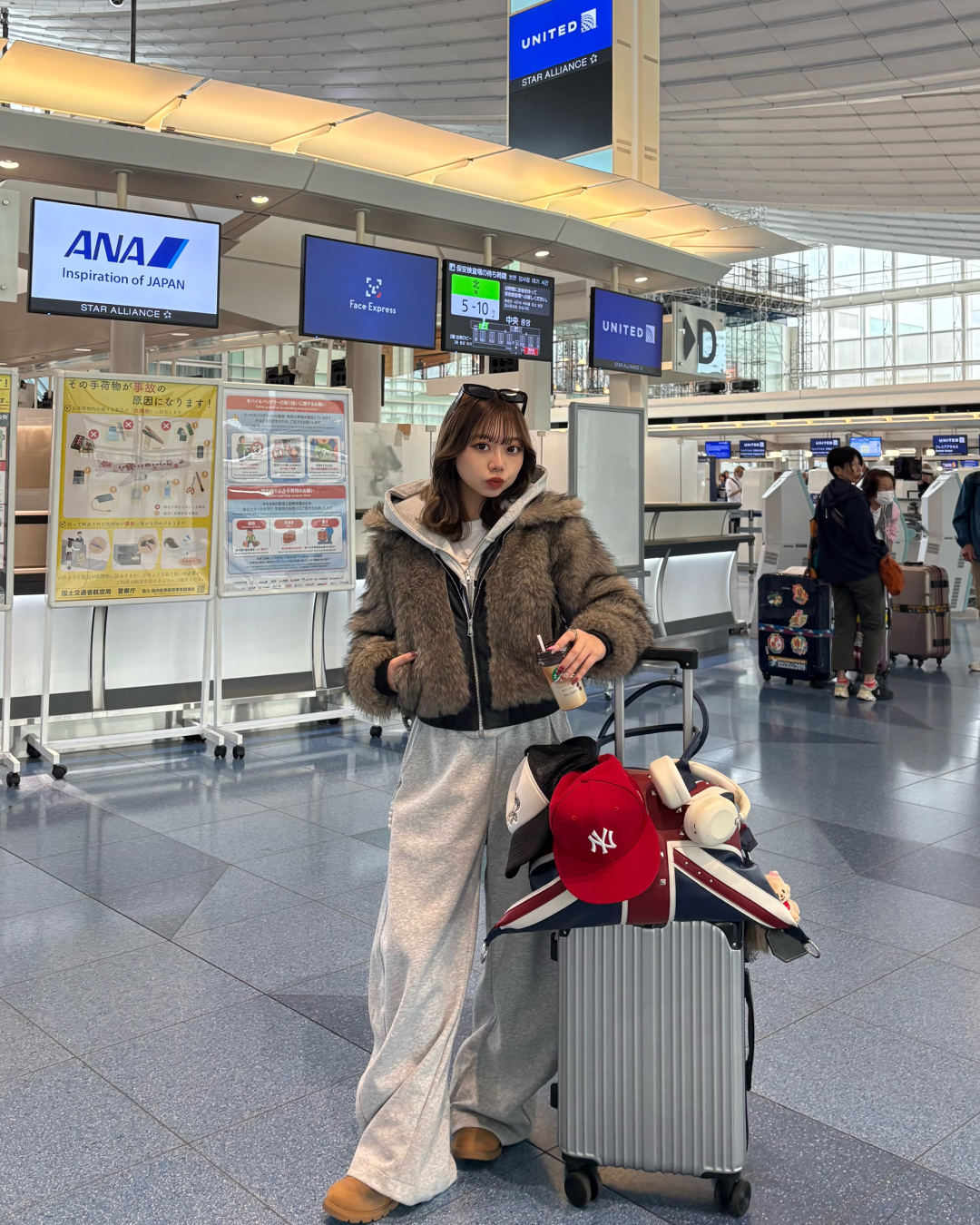 ジップアップショートファージャケット SO0011