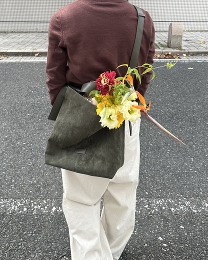 マルチウェイスウェードショルダーバッグ
SK0375