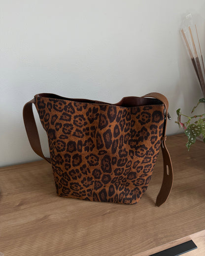 レオパードショルダーメッセンジャーバッグ SK0415