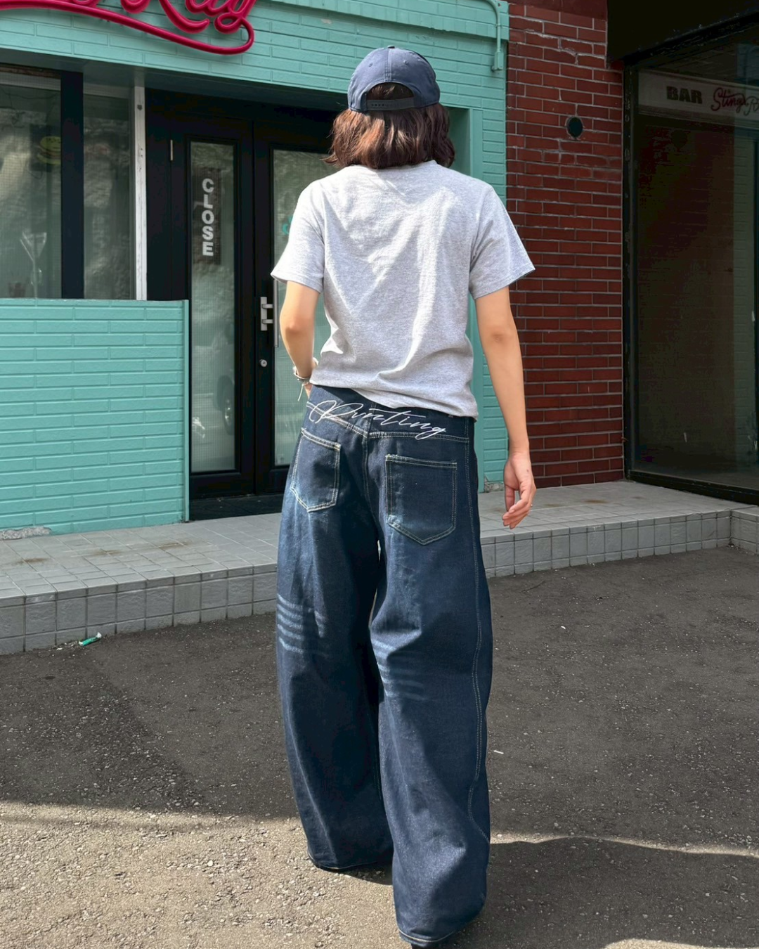 バックプリントデニムパンツ SM1105