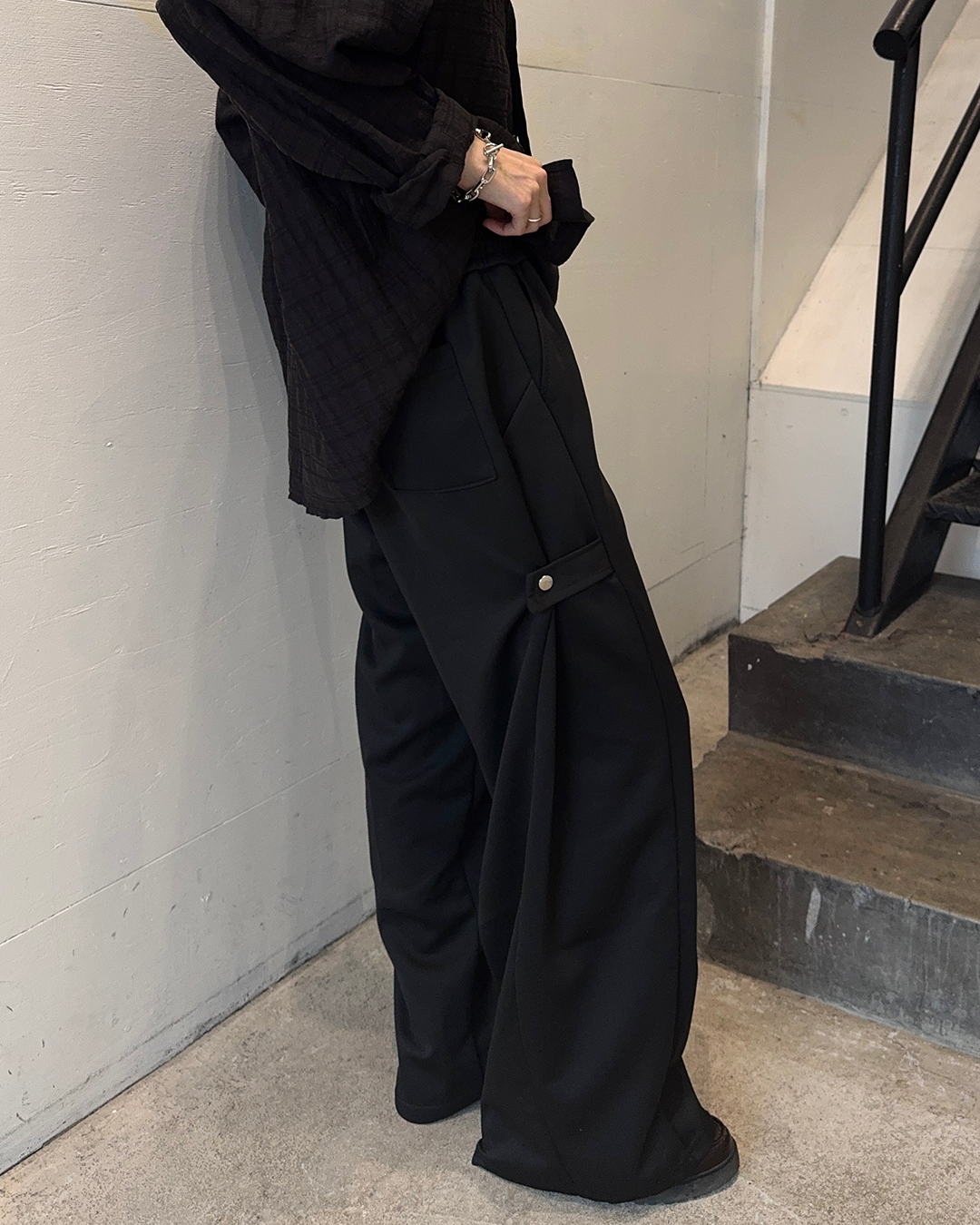 ストラップデザインバルーンスウェットパンツ SY0077