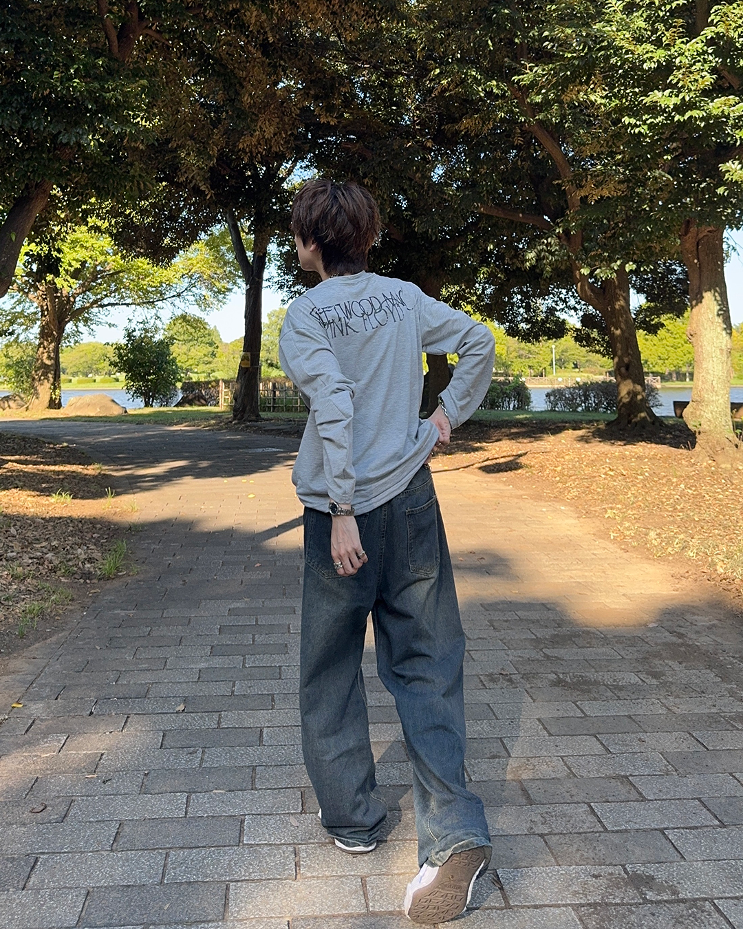 ヴィンテージライクバンドグラフィックヘンリーネックロンT SY0102