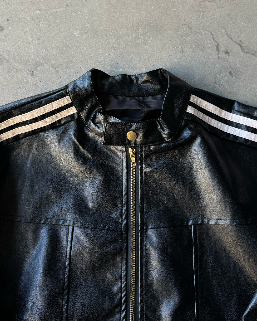 サイドライン入りレザーライクジャケット SY0144