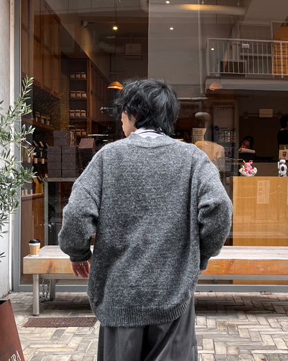 オーバーサイズブラッシュドVネックニット TK0035