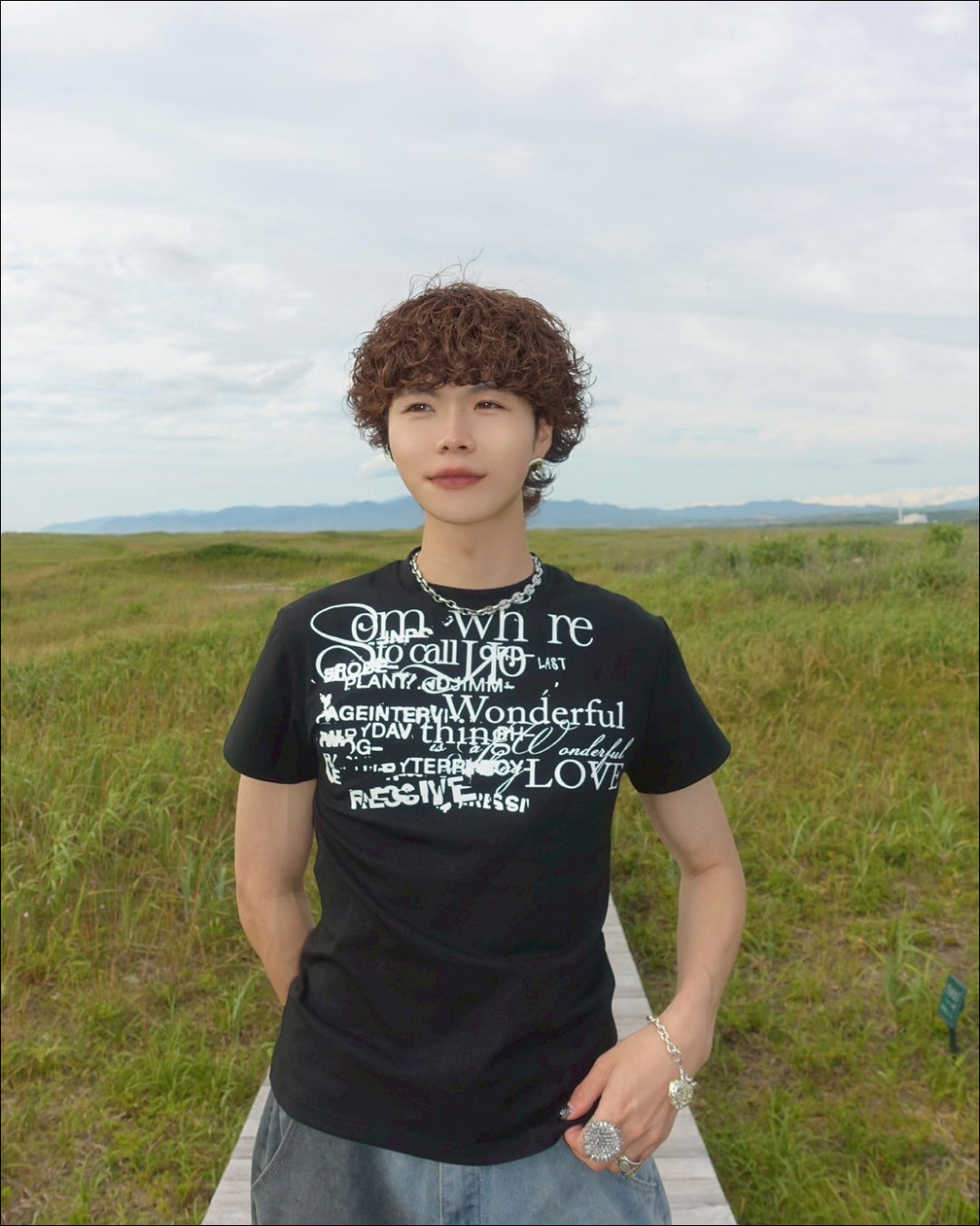 レタープリントブラックTシャツ TN0146
