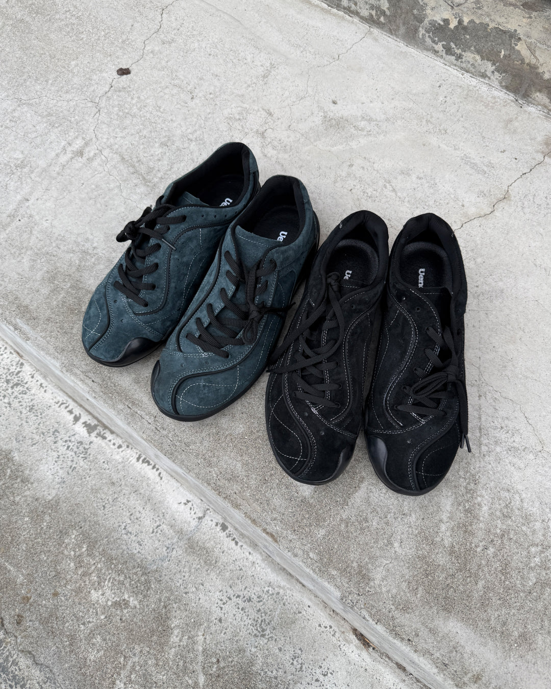 アシンメトリーデザインスニーカー
TN0408