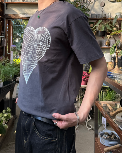 ハートグラフィックTシャツ TN0512