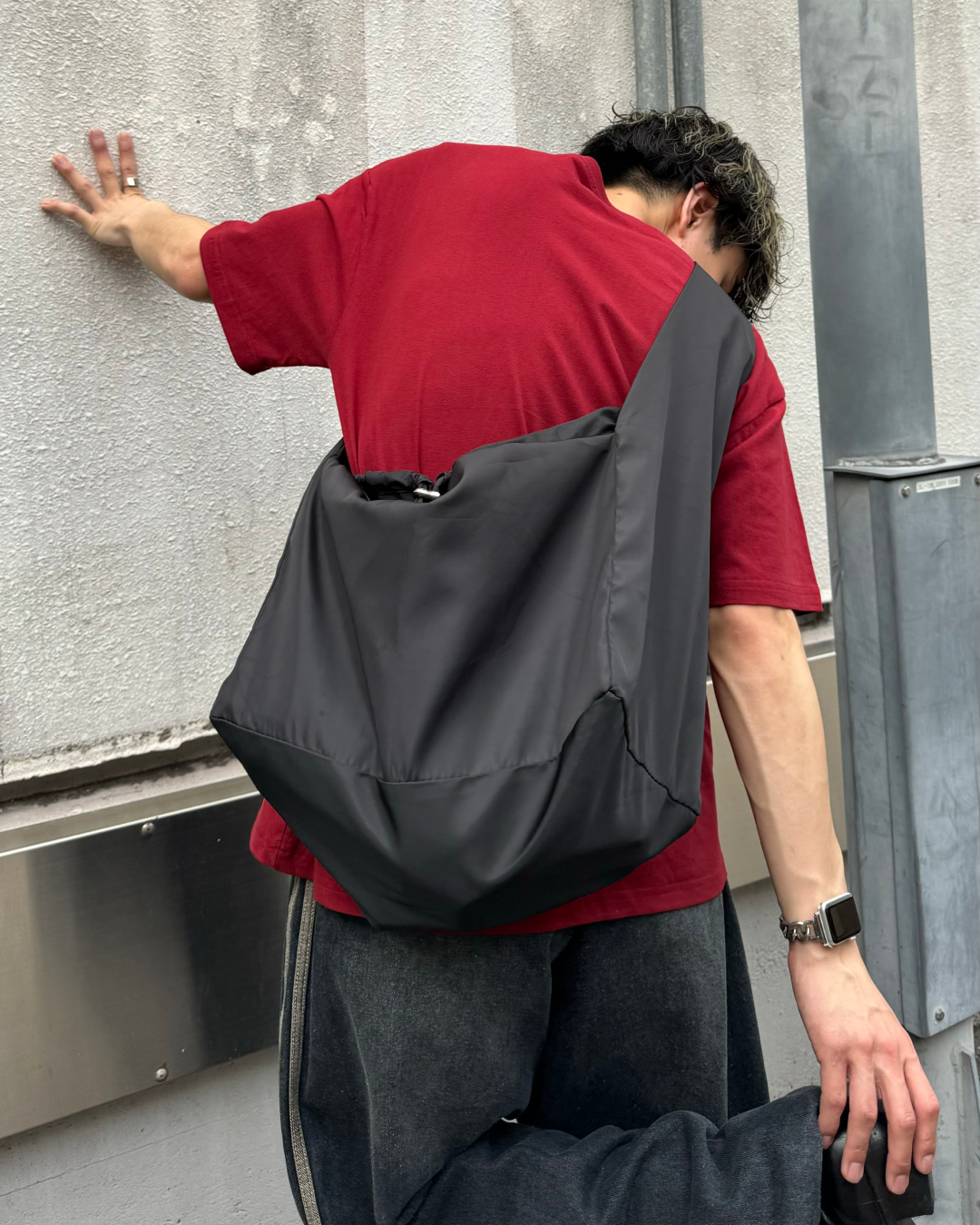 Nylon shoulder bag TO0020